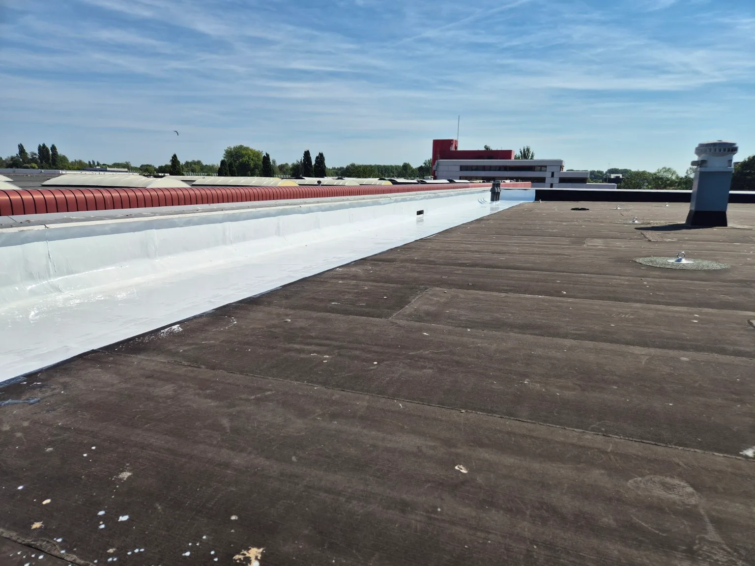 Uitgevoerd bedrijfsdakproject in Dordrecht