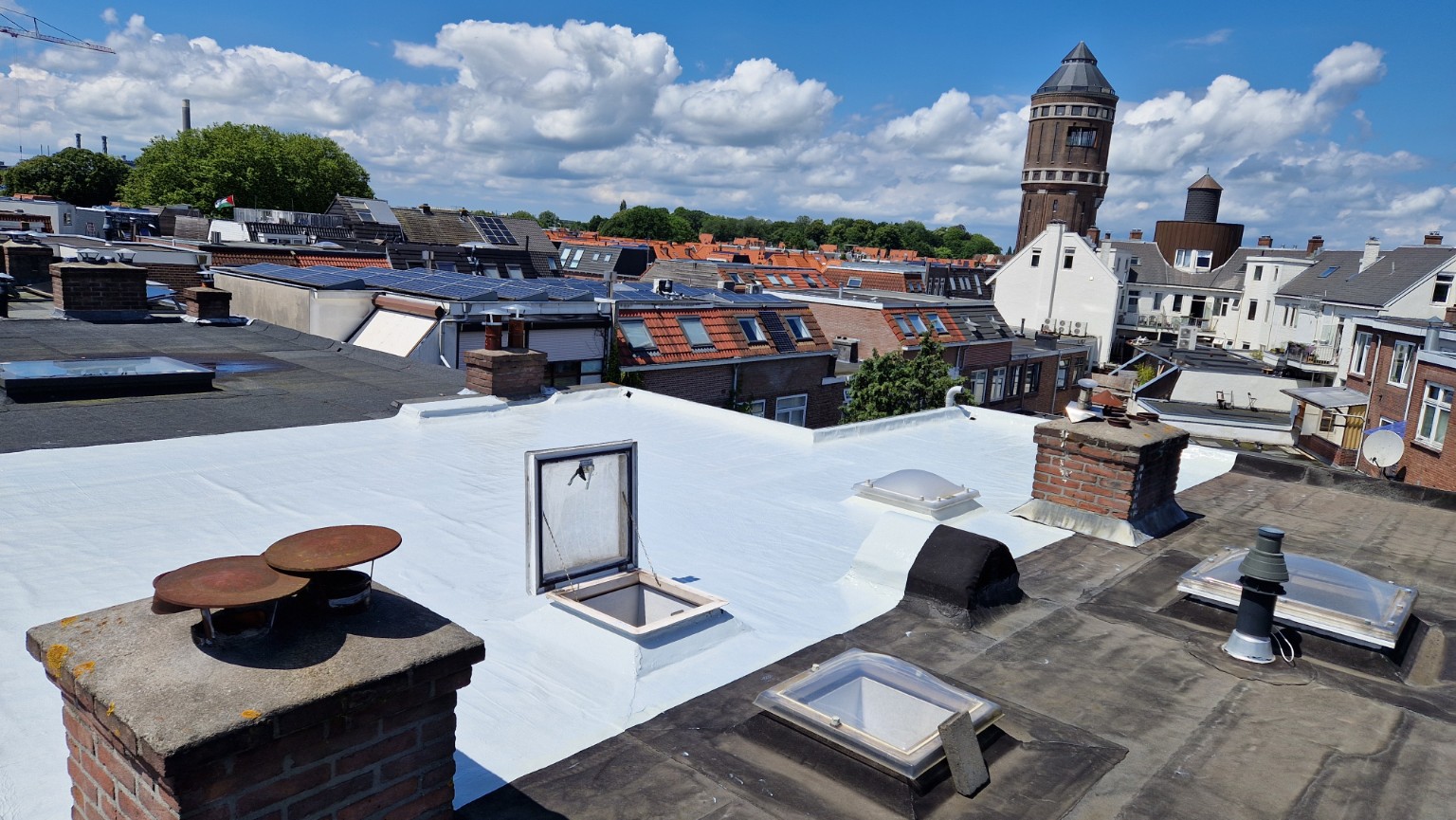 Uitgevoerd wit dakproject in Utrecht